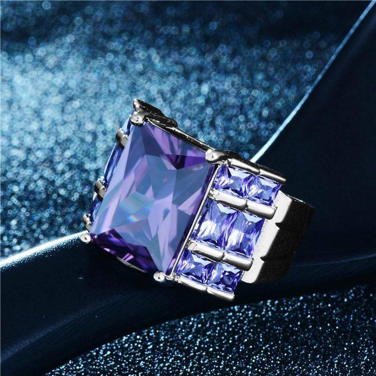 Stunning Crystal Amethyst Stone and Silver Ring