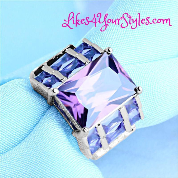 Stunning Crystal Amethyst Stone and Silver Ring